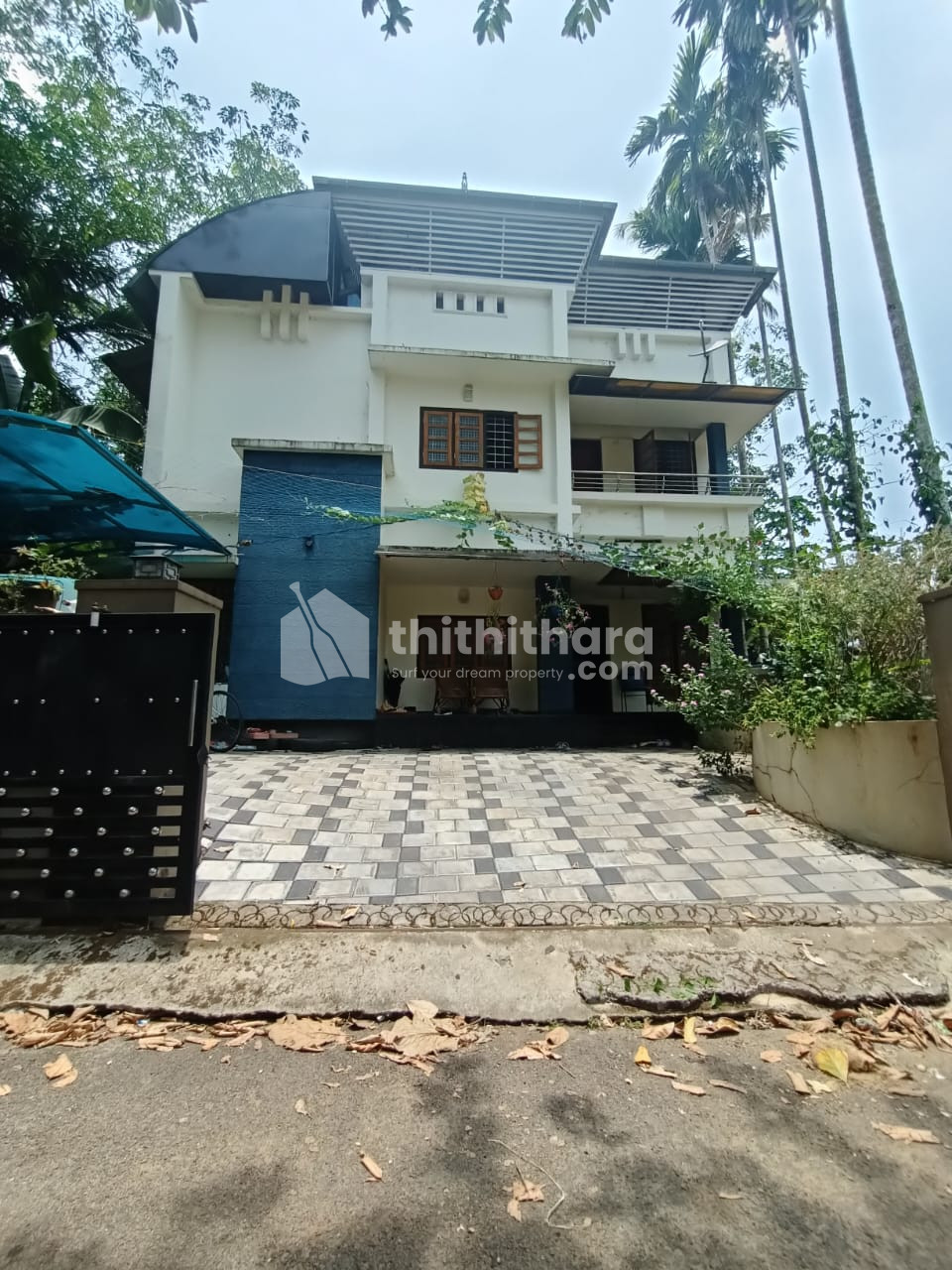 4 BHK Independent House available for Sale in Thripunithura Ernakulam