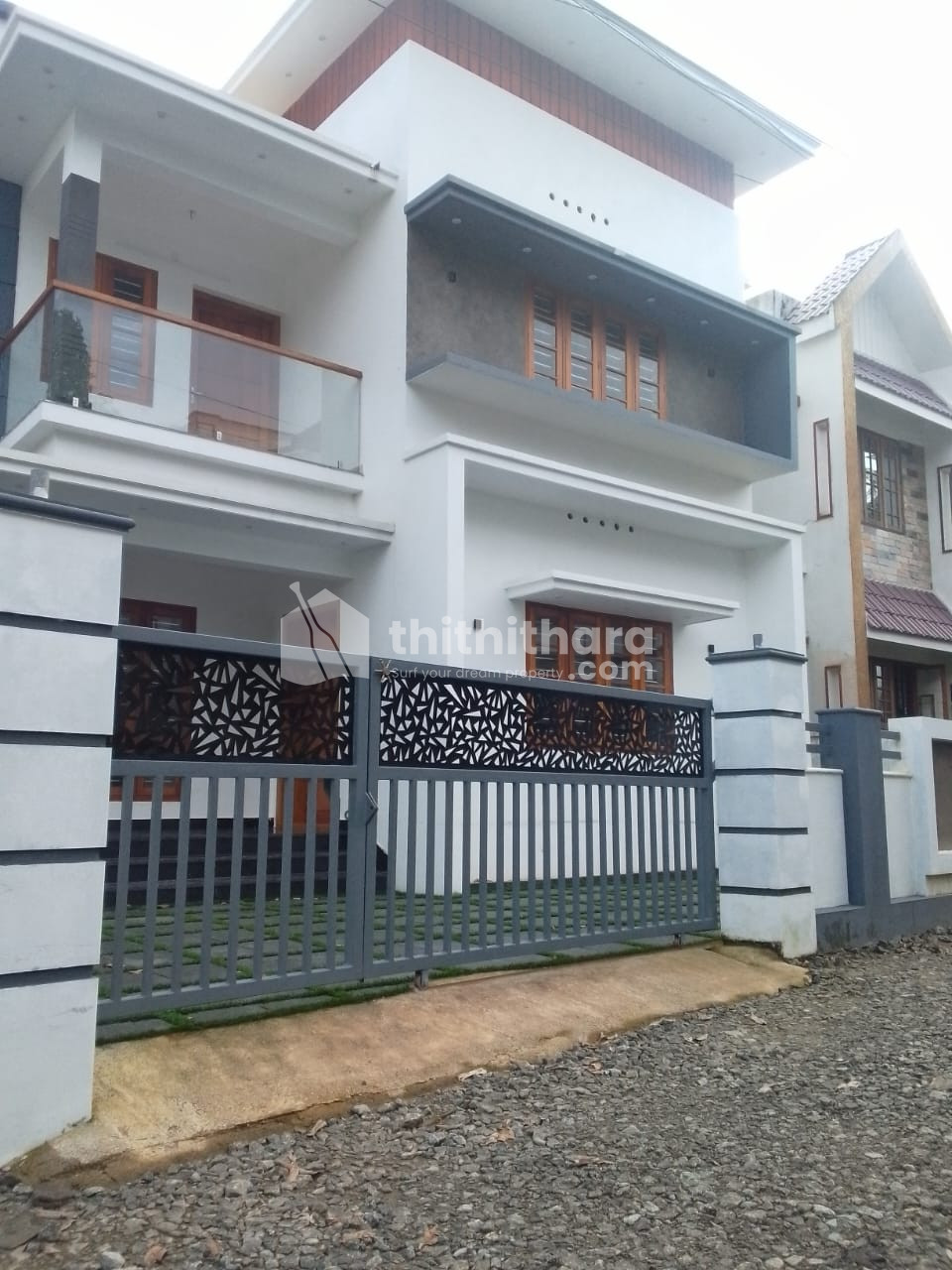 3 BHK Independent House available for Sale in Chottanikkara Ernakulam