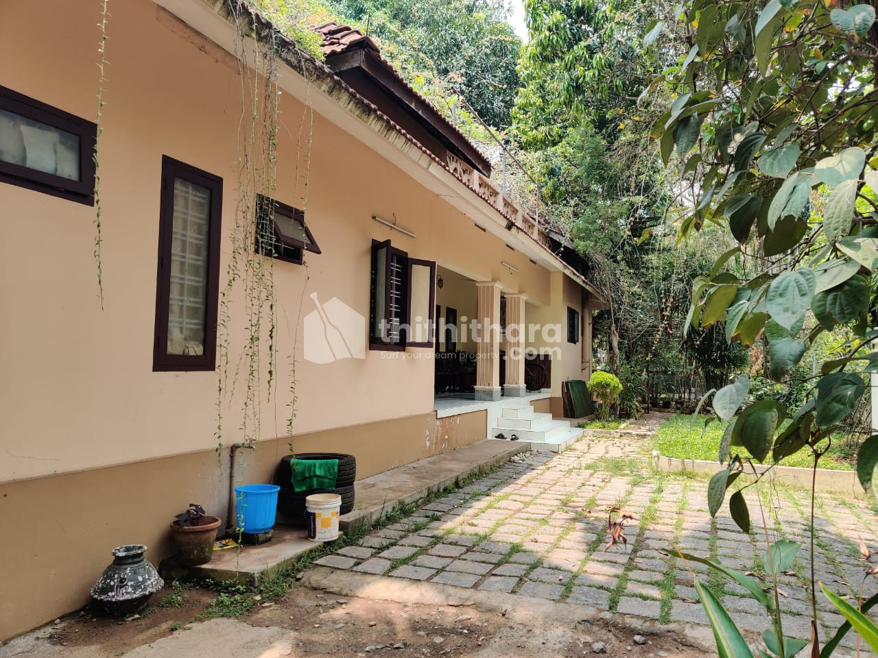 Residential Land available for Sale in Thripunithura Ernakulam