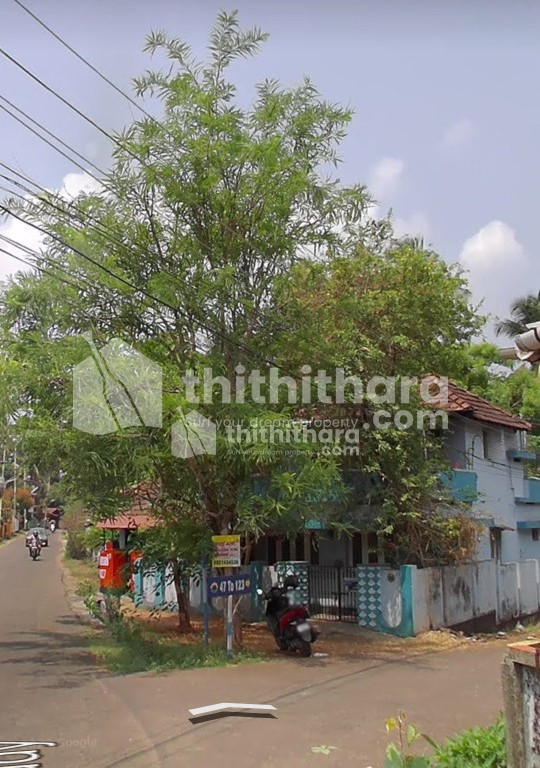 House for sale Near Elite mission hospital.Thrissur