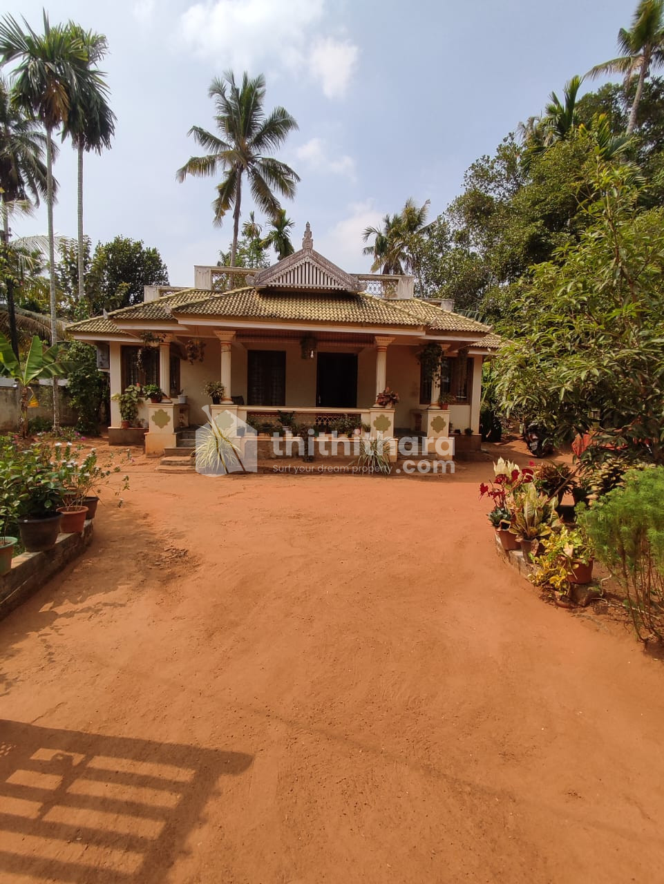 3BHK Independent House available for Sale in Irinjalakuda Thrissur