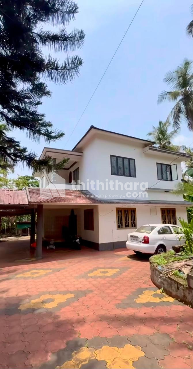 5 BHK Independent available for Sale in Payyanur Kannur