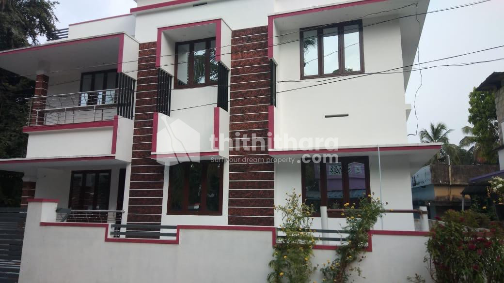 4BHK Independent House Available for sale at Mannuthy Thrissur