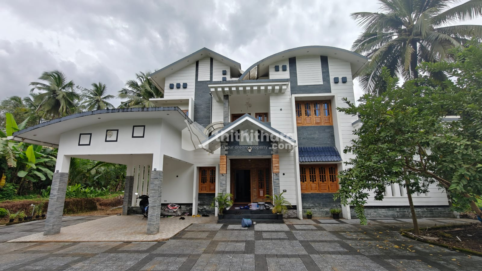 4BHK Independent House available for Sale in Peravoor Kannur