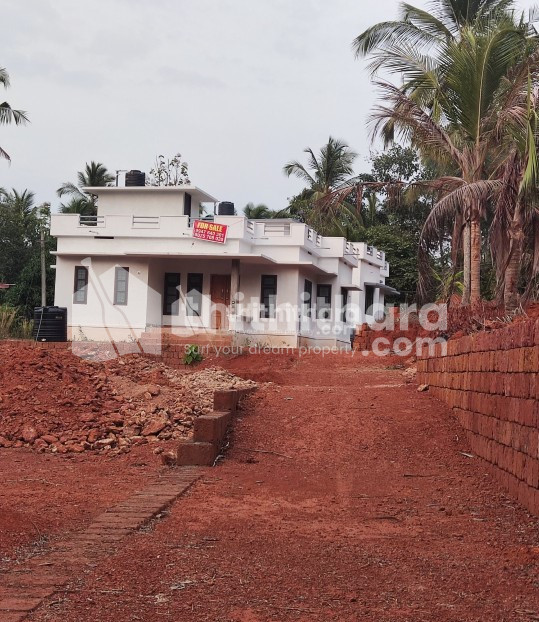 വീടും സ്ഥലവും വിൽപ്പനക്ക് 