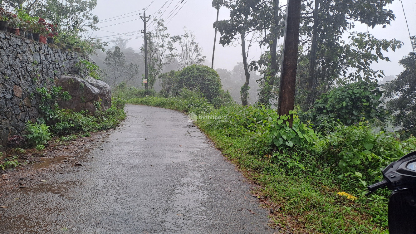 Commercial Plot Available for Sale at koodaranji Kozhikode 