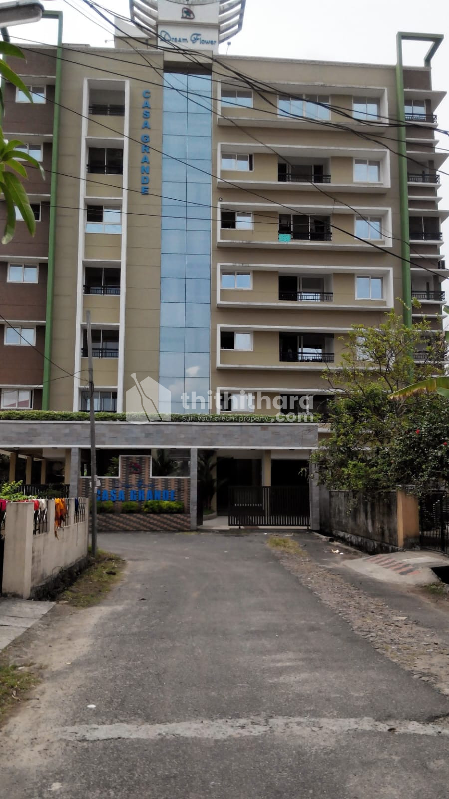 2 BHK Flat / Apartment Available for Sale at Vytila Ernakulam