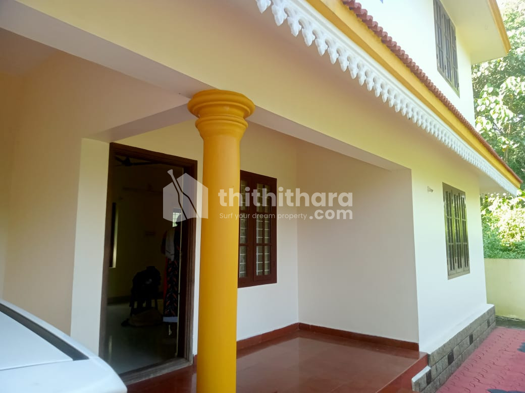 4 BHK Independent House available for Sale in Angamaly Ernakulam