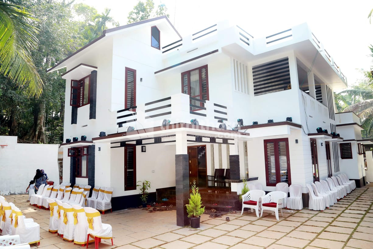 5BHK Independent House Available for Sale in Medical College Kozhikode