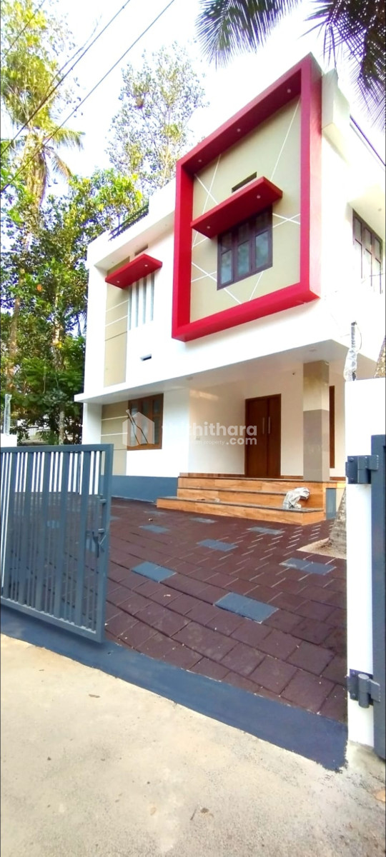 മലപ്പുറം ചേളാരിയിൽ വീട് വില്പനയ്ക്ക് 