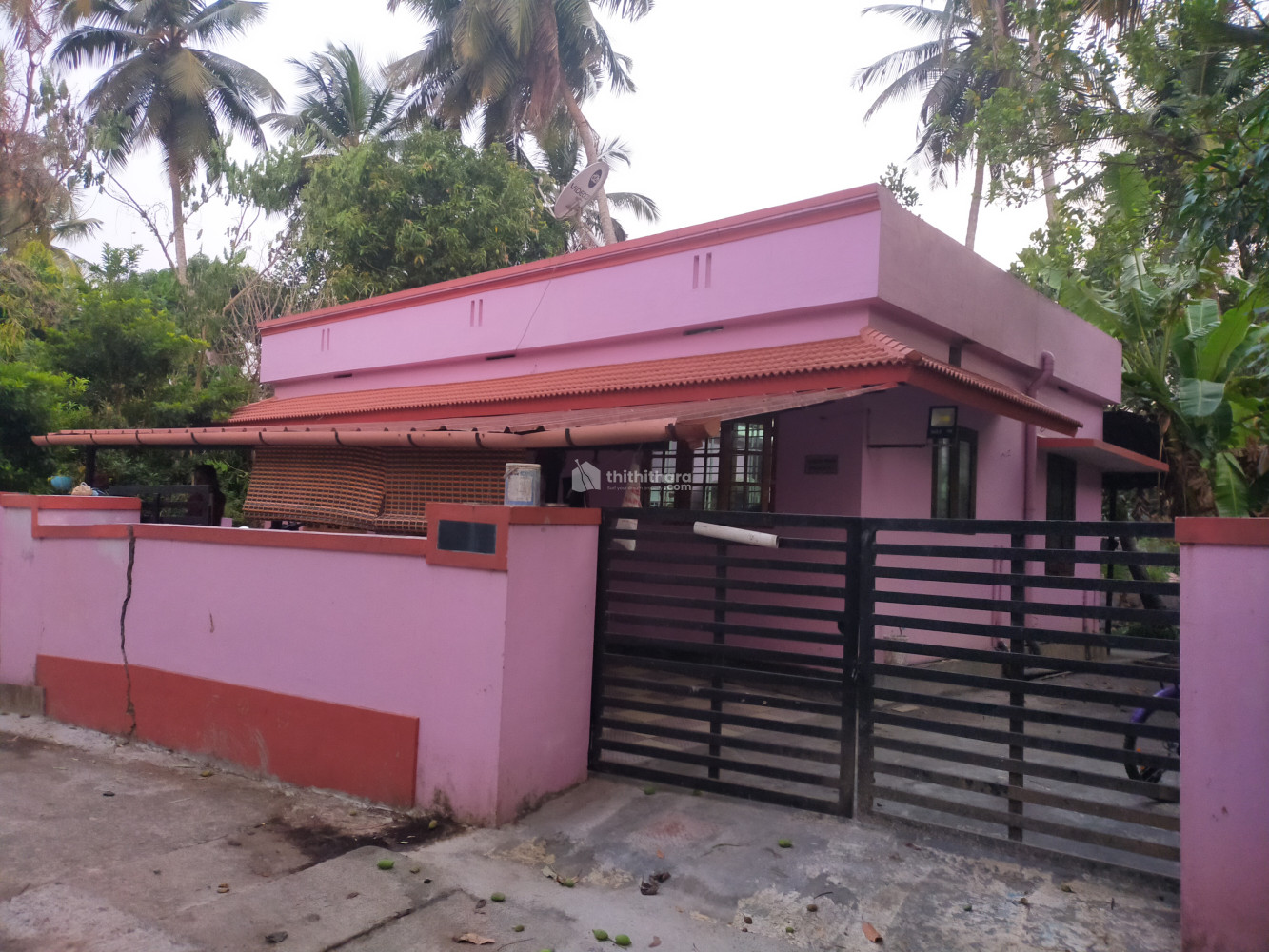 Only 40lakhs with fully furnished home for sale, Chittur 