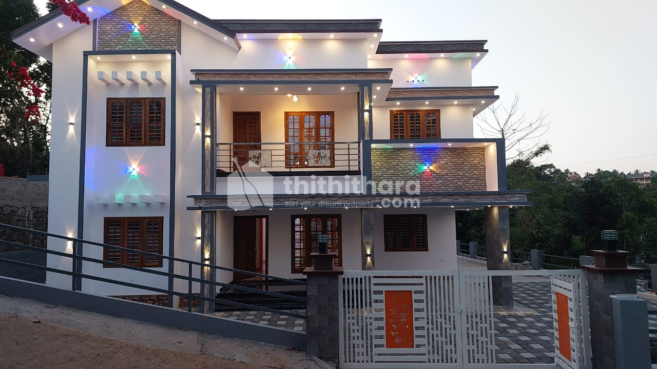 4BHK Independent House Available for Sale in Vellayamkudy, kattappana, Idukki, Idukki