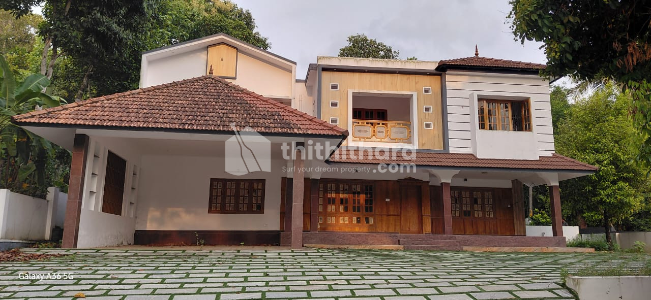 6BHK Independent House Available for Sale at Vadavathoor Kottayam