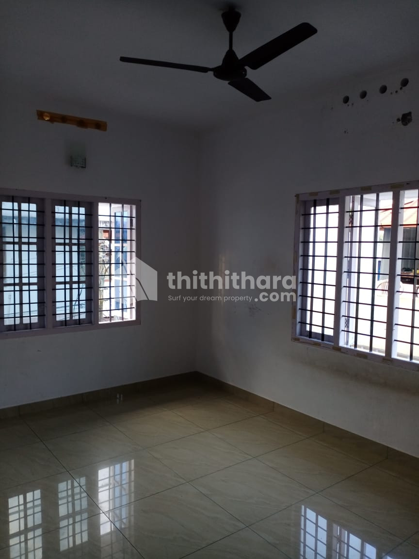 House for sale in Peruvannamuzhi, Perambra