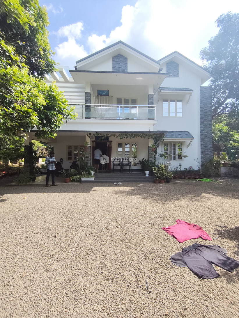 4 BHK House for Sale in Ettumanoor, Kottayam