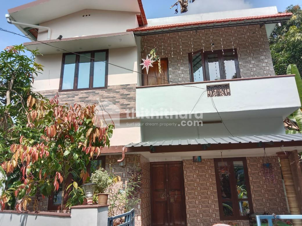 4 BHK house for sale at Alapad, Thrissur 